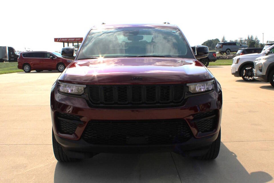 jeep grand cherokee 2023 1C4RJHAG2PC529943 image jeep grand cherokee 2023 1C4RJHAG2PC529943 image